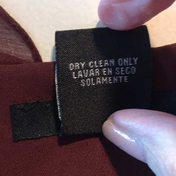 Cut Velvet Ruffled Jacket - Picture 9 of 9